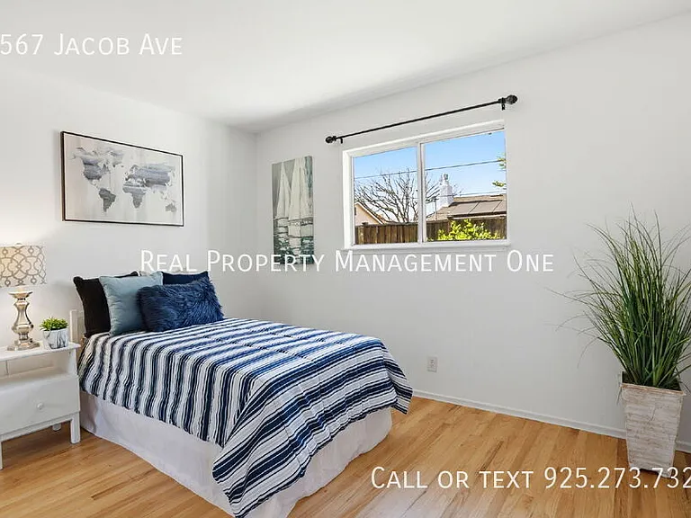 1567 Jacob Ave — Photo 29