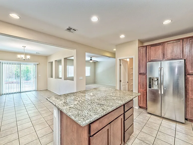 6729 Upper Mesa Ct — Photo 4