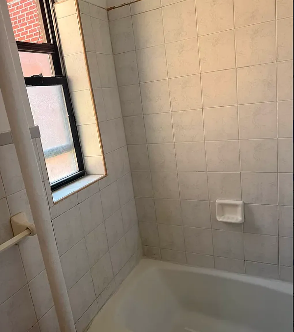 32-22 41st Street — Photo 4