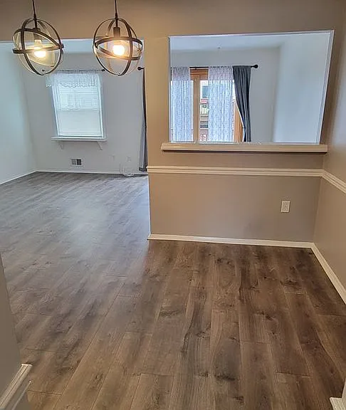 423 N Mount Vernon Cir — Photo 13