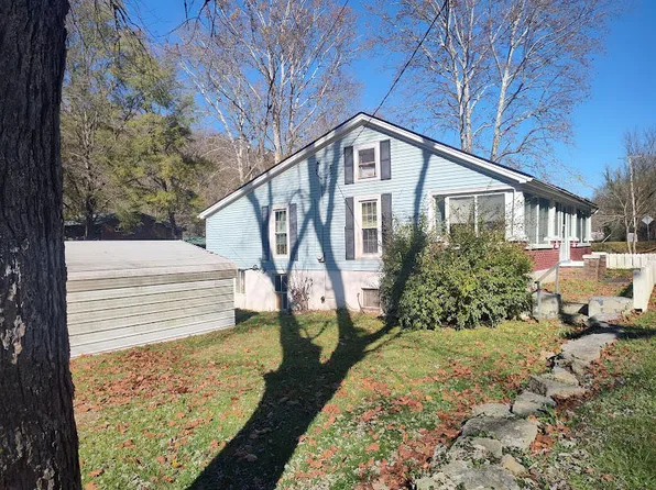 226 Athens Boonesboro Rd, Winchester, KY 40391