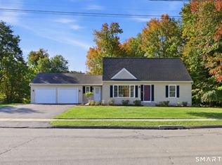 40 Valmore Rd, Bristol, CT 06010