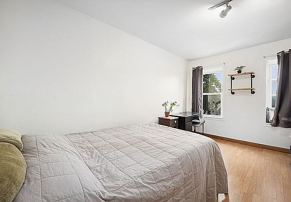 4th image of 535 Hicks St Floor 2