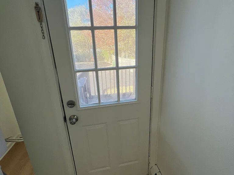 1522 E Main St #A — Photo 7
