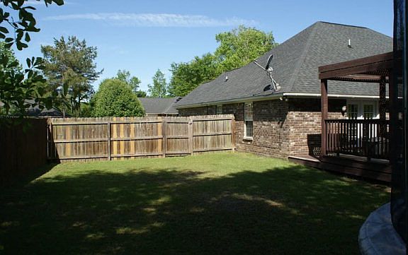 5th image of 395 Trailwood Dr
