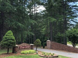 280 Macgregor Ln, Stoneville, NC 27048