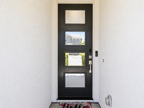 5th image of 631 Aberdeen Ln