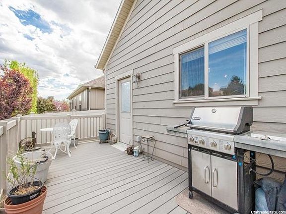 5th image of 9179 S Club Oaks Dr