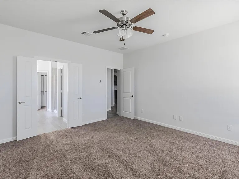 1343 Fox Hollow Rd — Photo 18