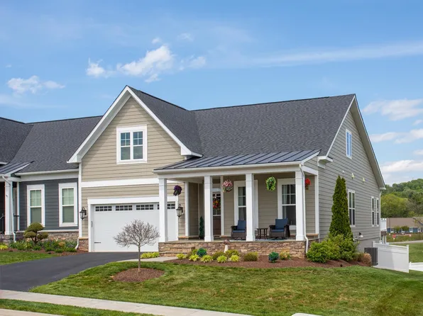 2923 Preston Lake Blvd, Rockingham, VA 22801
