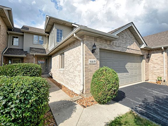 2nd image of 16619 Kildare Ct