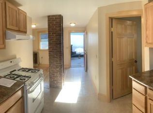 31 Loomis St APT 2, Burlington, VT 05401