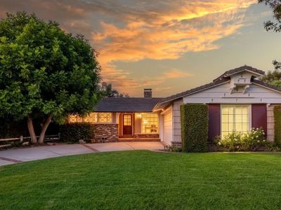 13151 Hesby St, Sherman Oaks, CA, 91423