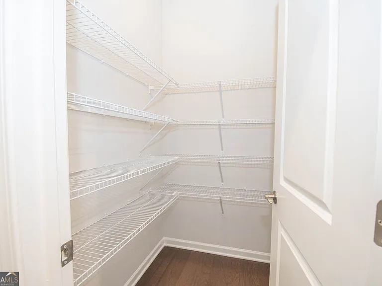 147 Soundview Trce — Photo 20
