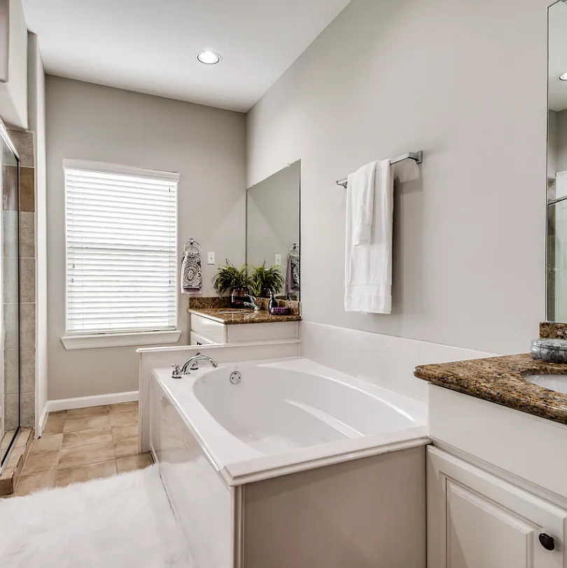 3 bed, 2.5 bath, 2200 sqft, $2,137 — Photo 4