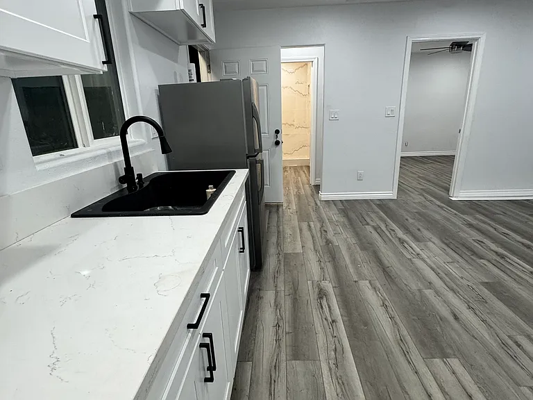 3608 N Acacia Ave #2 — Photo 13