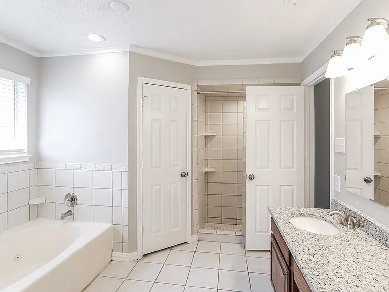 3616 Crosswicks Ct — Photo 13