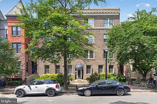 1736 18th St NW #T2 Photo 1 1736 18th St NW #T2 Photo 1