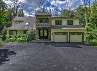 25 Byram Lake Rd, Armonk, NY 10504