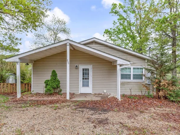 200 Apache, Irondale, MO 63648