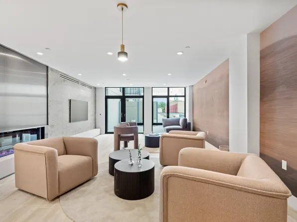 597 Grand Street image 16 of 39