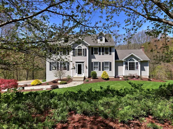 7 Coventry Lane, Oxford, CT 06478