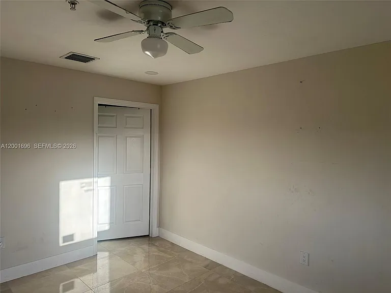 587 NW 100th St #C — Photo 10