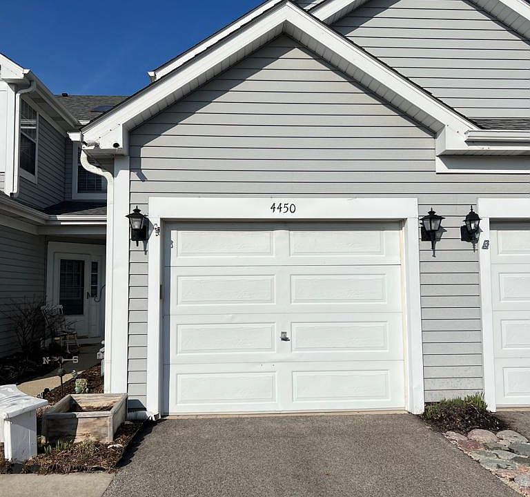 1st image of 4450 W Quill Ln