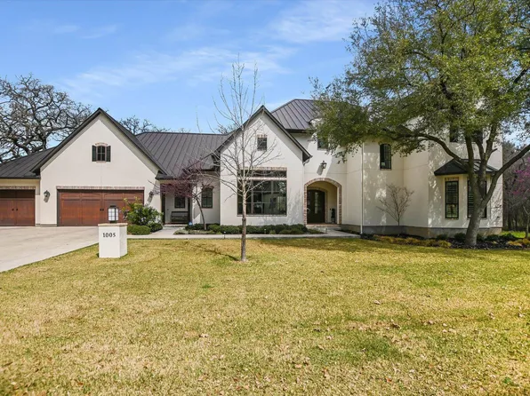 1005 Cats Eye, Horseshoe Bay, TX 78657