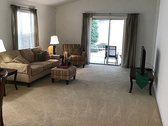 5th image of 2305 Wade Meadow Ln