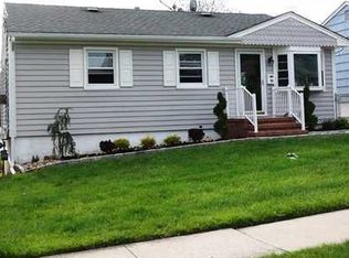 99 Broadway Ave, Colonia, NJ 07067