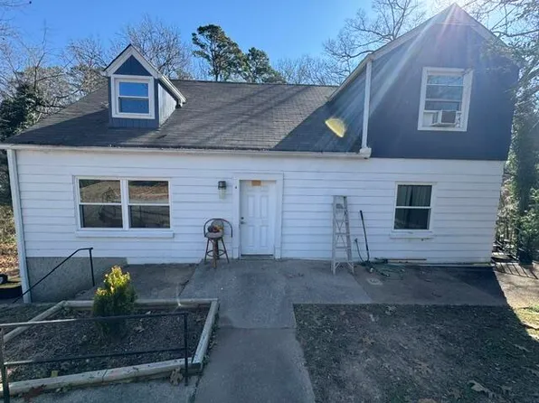 4 Battery Dr, Rossville, GA 30741