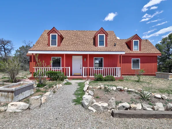 12 Ridge Rd, Edgewood, NM 87015