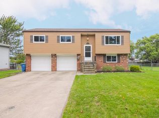 7622 Roeper Rd, Parma, OH 44134