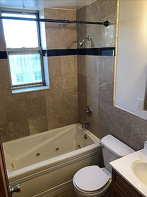 5th image of 2025 3rd Ave APT 4B