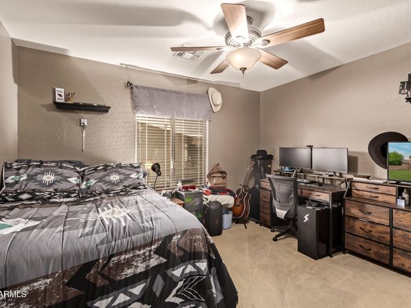 Massive 2,758 SF Modern Home | Prime Long-Term Investment photo 30