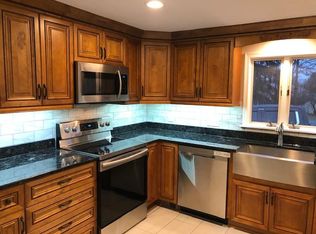 1585 S Krocks Rd, Allentown, PA 18106