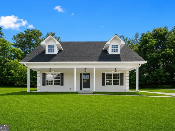 51 Pine Ave, Commerce, GA 30529