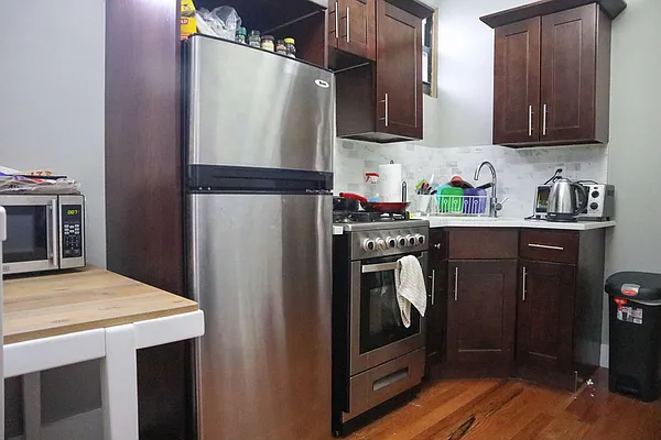 Rented by Lofts and Flats LLC | media 4