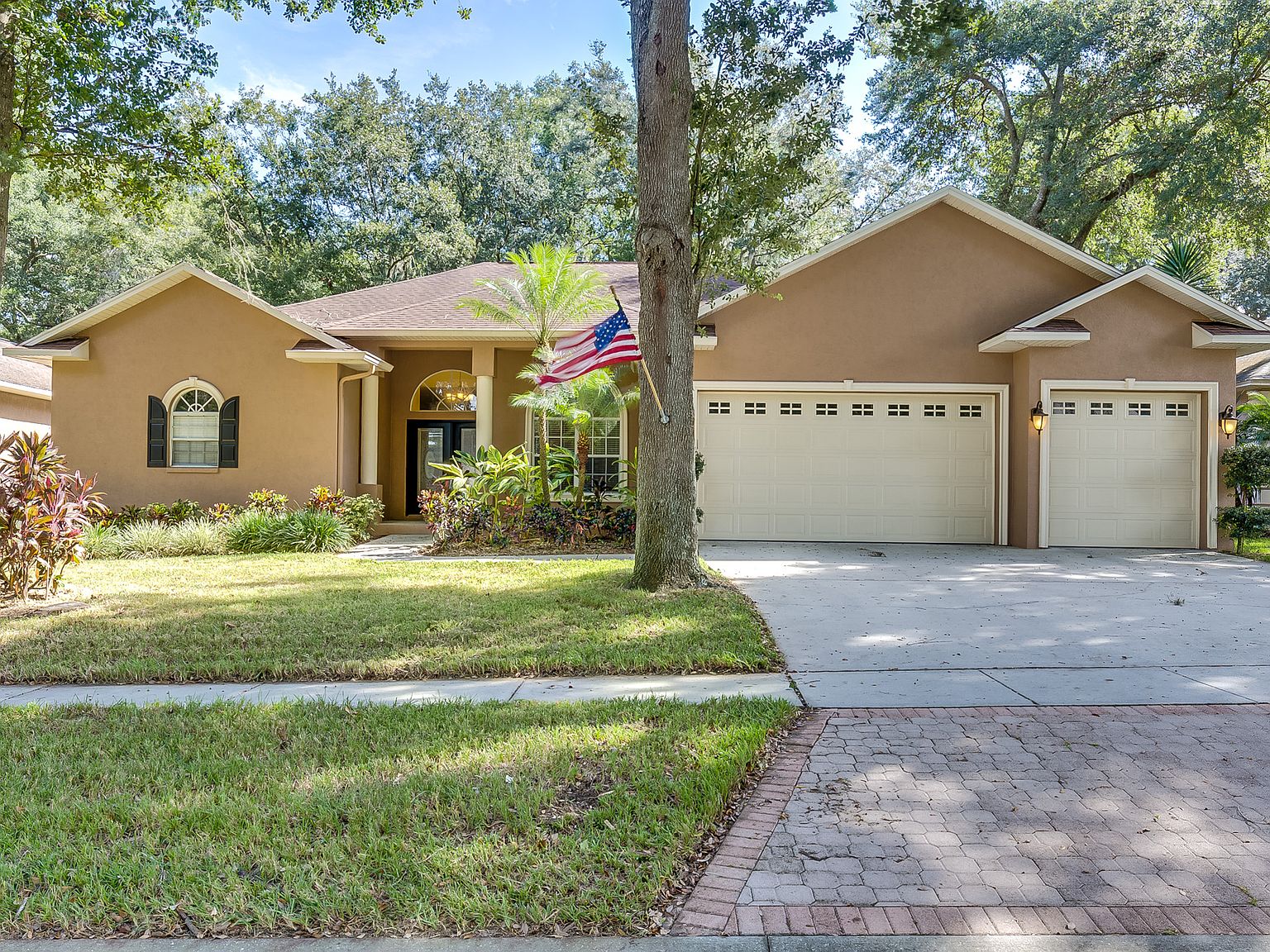 2203 Valrico Forest Dr, Valrico, FL 33594 Zillow