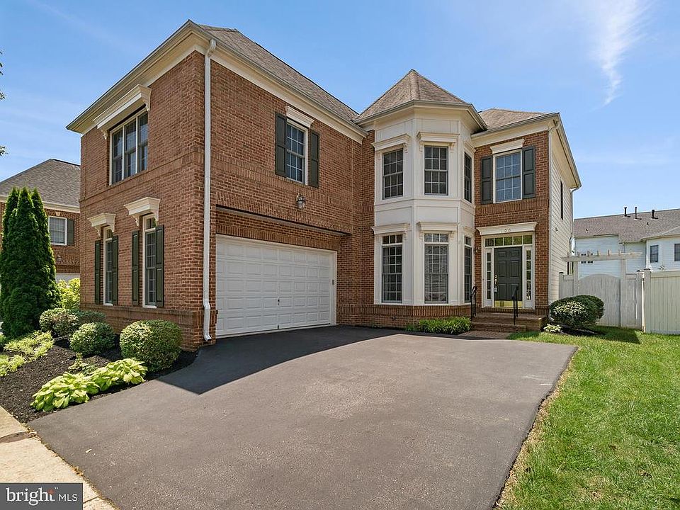 1st image of 700 Banneker Ln