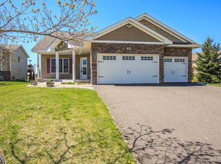 901 Wendover St NE, Isanti, MN 55040