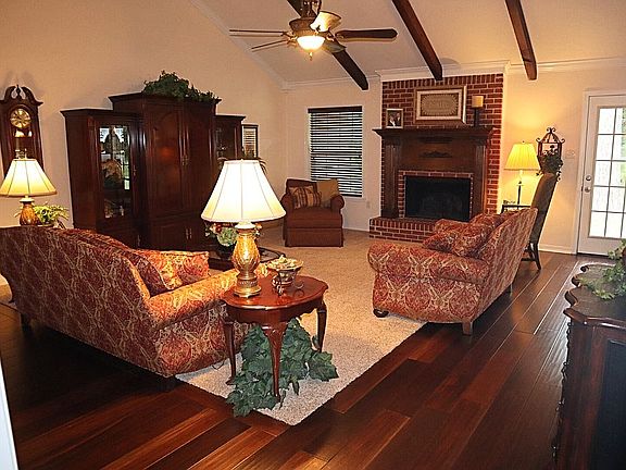 3rd image of 9808 Deep Woods Dr