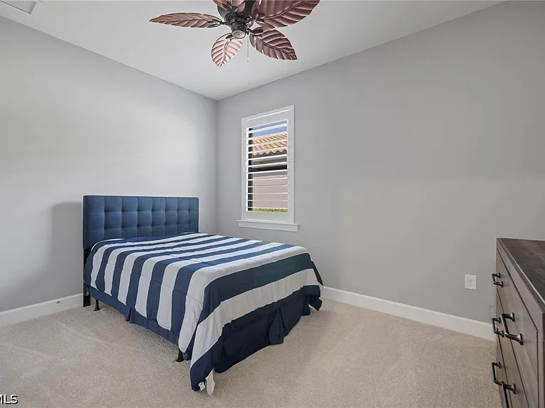 19564 Utopia Ln — Photo 21
