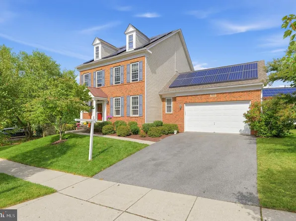 1569 Star Stella Dr, Odenton, MD 21113