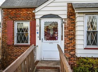 28 Edgewood Rd, Linden, NJ 07036