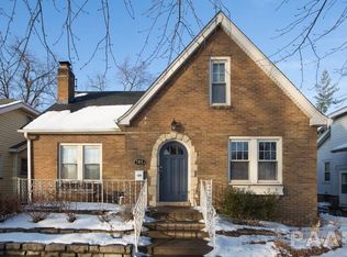 703 W Forrest Hill Ave, Peoria, IL 61604