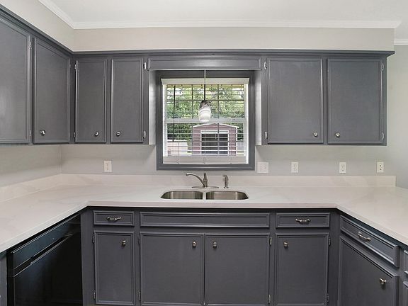 4th image of 129 Cassy Dr