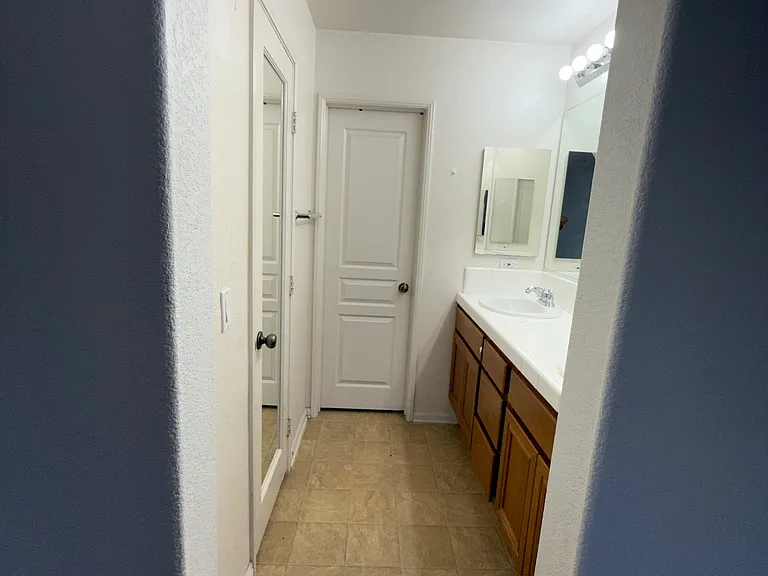 767 Hatfield Dr — Photo 12