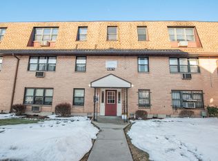 12 N End Dr, Secaucus, NJ 07094